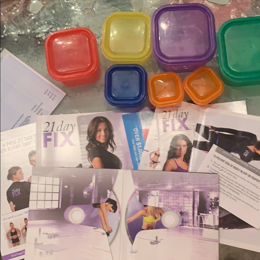 New - Beach Bodies 21 Day fix kit